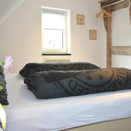 Cozy In Hiking Region