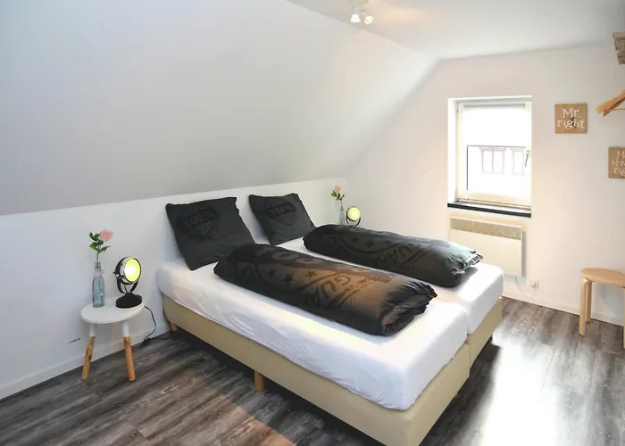 Cozy In Hiking Region *